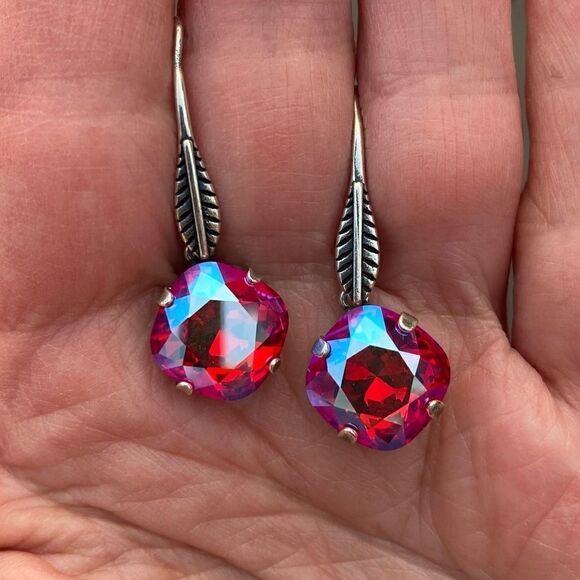 Earrings with red Swarovski crystal Handcrafted - Picture 3 of 6